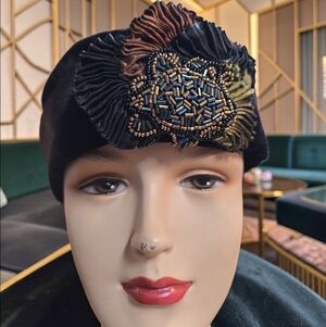 Vintage Black Velvet Turban Cocktail Calot Hat By Edith Laguna Beach, 23 Inches